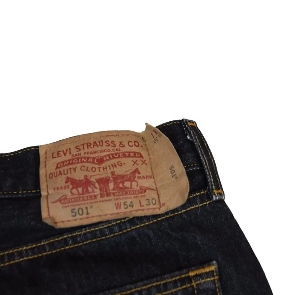 Levi’s 501 Original Jeans W54 L30 Dark Wash Button Fly Straight Leg Rugged